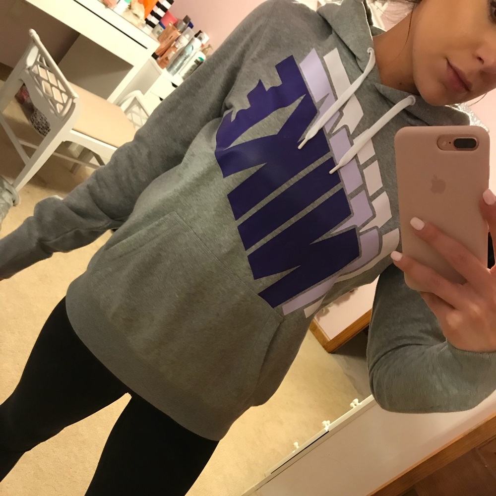 NIKE HOODIE